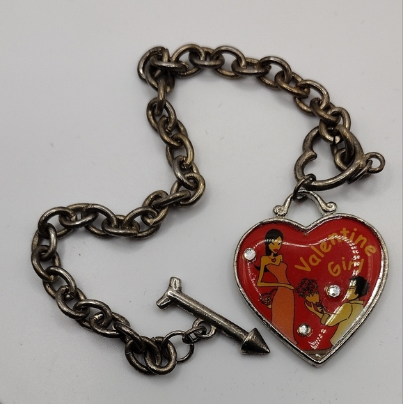 Vintage Valentine's Bracelet - Picture 1 of 9